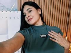 ExoticNativeLatina - female with brown hair webcam at xLoveCam