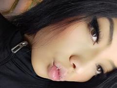 EyImSimone - female with black hair webcam at xLoveCam