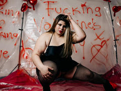 EymiTomsom - blond female webcam at xLoveCam