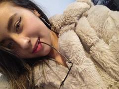 EymyFox - female with black hair webcam at LiveJasmin