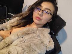 EymyFox - female with black hair webcam at LiveJasmin