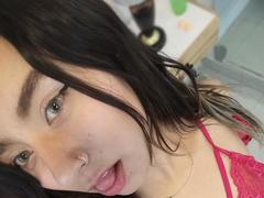 EymyFox - female with black hair webcam at LiveJasmin