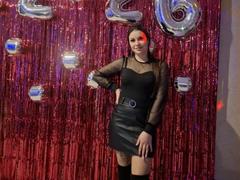 FabinaBae - female with brown hair webcam at xLoveCam