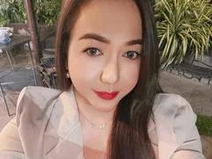 FabulousNina69 - shemale with black hair webcam at xLoveCam