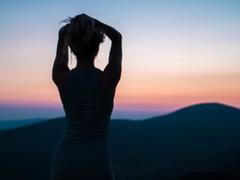 FairyRoni - female with brown hair and  small tits webcam at xLoveCam