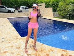 FannyBella from xLoveCam