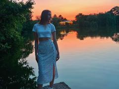 AleaseBenson - female with brown hair and  big tits webcam at xLoveCam