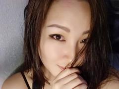 Fatisas - female with black hair and  big tits webcam at ImLive