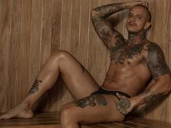 FitNolan - male webcam at xLoveCam