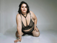 FlaviaSaenz - female with black hair and  small tits webcam at xLoveCam