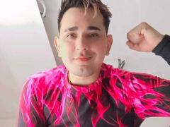 FlexPein from xLoveCam