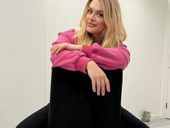 FlirtyPeach-hot from xLoveCam