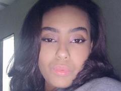 FlorZinhana-hot - female with brown hair webcam at xLoveCam