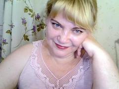 NatulichkaLovOzone - blond female with  small tits webcam at ImLive
