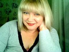 NatulichkaLovOzone - blond female with  small tits webcam at ImLive