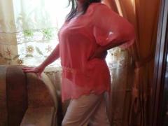 ElenaFlower - female with brown hair webcam at ImLive
