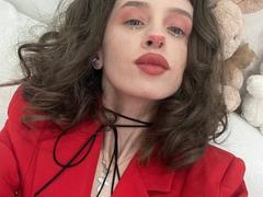 FlowerOfSin69 - female webcam at xLoveCam