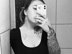 FortuneCarmen - female with brown hair and  big tits webcam at xLoveCam