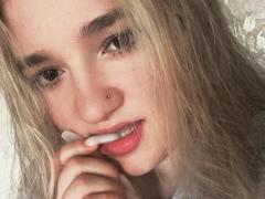 FoxyKissis - blond female with  big tits webcam at xLoveCam