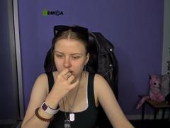 FoxyTeaser from xLoveCam