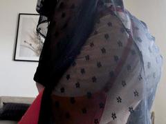 DouceElo - female with brown hair webcam at xLoveCam