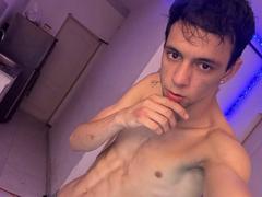 Franchessco69 from xLoveCam