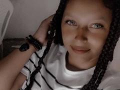 FranciSquirtt - female webcam at xLoveCam