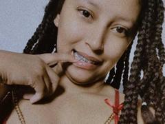 FranciSquirtt - female webcam at xLoveCam