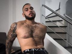 FrankJones - male webcam at xLoveCam