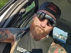 FrankieDRay - male webcam at StripChat
