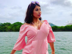 FransheskaParker - female with black hair and  small tits webcam at xLoveCam