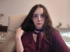 FransiscaLiversedge - female with brown hair webcam at xLoveCam