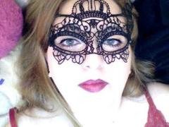 SweetySexy - female with brown hair webcam at xLoveCam