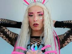 FridaFendy - shemale with brown hair and  small tits webcam at xLoveCam