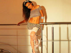 CollegeXXX - female with brown hair webcam at LiveJasmin