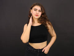 GabriellaMays - female with brown hair webcam at LiveJasmin