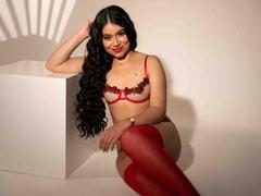 GabrielaRossa - female with black hair webcam at xLoveCam