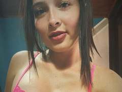 GabriellaFoxxy - female with black hair and  small tits webcam at xLoveCam