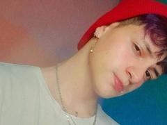 GabyThoms - male webcam at xLoveCam