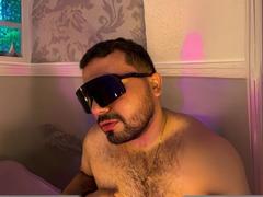 GaelBear - male webcam at LiveJasmin
