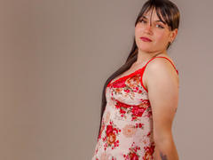 GalaLaverne - female with brown hair and  big tits webcam at LiveJasmin