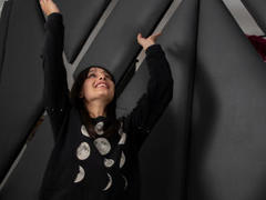 GaneshaHoffman - female with brown hair webcam at LiveJasmin