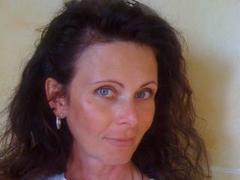 GannaWind - female with black hair webcam at xLoveCam