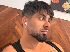 Gasston69 - male webcam at xLoveCam