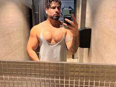 Gasston69 - male webcam at xLoveCam