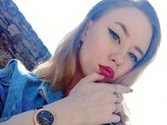 GeileMarie2000-hot - blond female webcam at xLoveCam