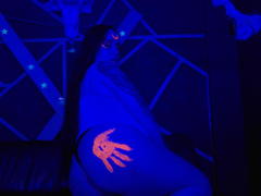 GelenaBlack - female with red hair and  big tits webcam at xLoveCam