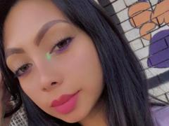 GellyCami - female with black hair webcam at xLoveCam