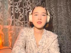 GennieLanosa - blond female webcam at xLoveCam