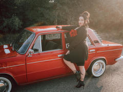 GeorgiaLerox - female with black hair and  big tits webcam at LiveJasmin